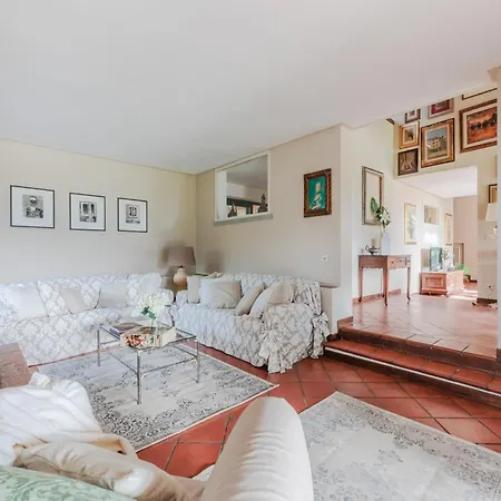 Spacious 6 Bedroom With Pool * 비엔티나