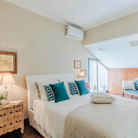 Spacious 6 Bedroom With Pool 빌라 *