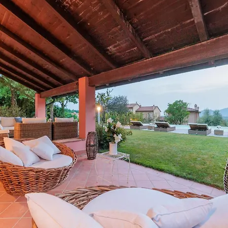 Villa Spacious 6 Bedroom With Pool *