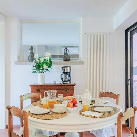 Villa Spacious 6 Bedroom With Pool Bientina