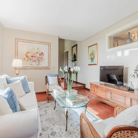 Spacious 6 Bedroom With Pool * 비엔티나