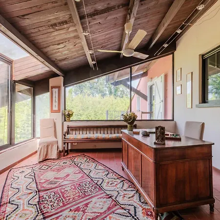 Spacious 6 Bedroom With Pool *